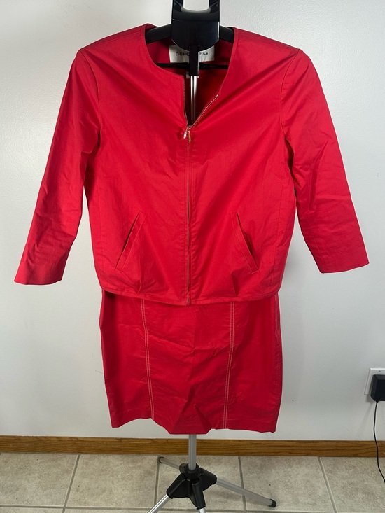 Doncaster Jackets & Blazers - Y2K Vintage Doncaster Red Women's Collarless Jacket and skirt suit set size 8